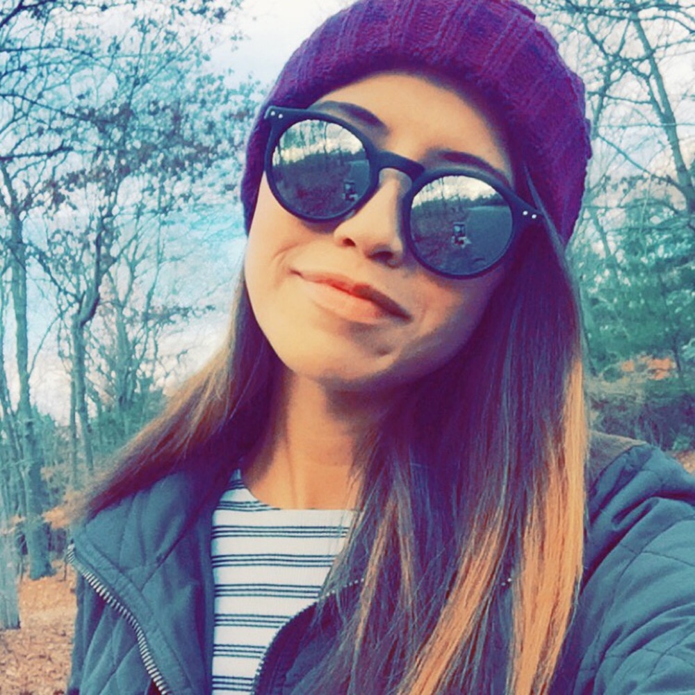 Meet your Posher, Monica